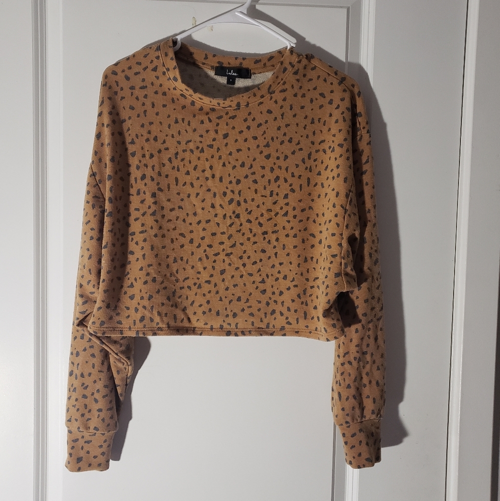 Lulu's crop Top Size Small